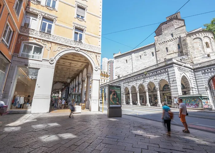 Audrey In The Centre Apartment